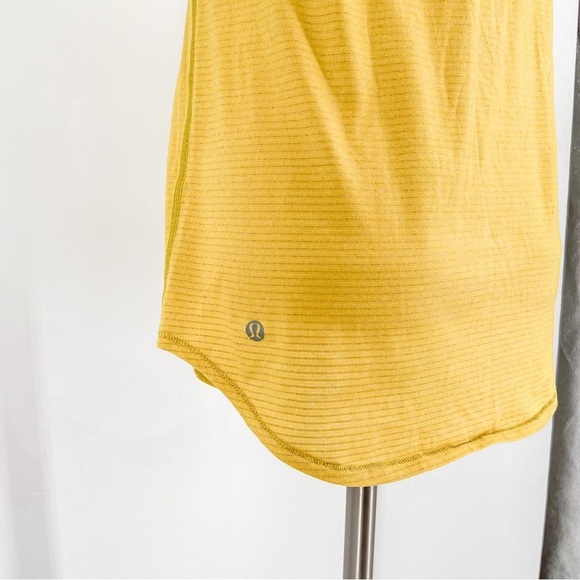 Lululemon Yellow Athletic Short Sleeve Shirt - Picture 4 of 4